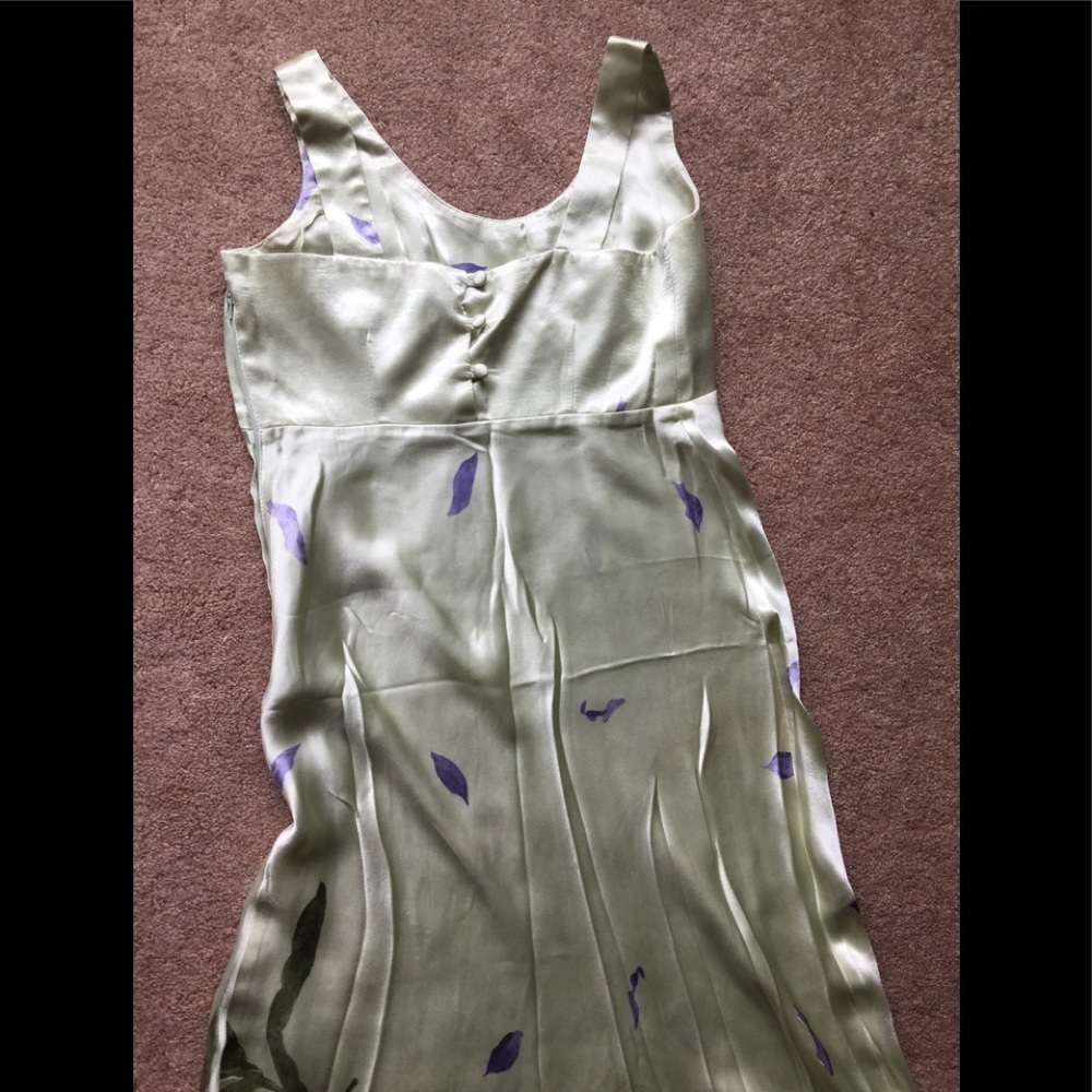 Dress - Picture 5 of 5